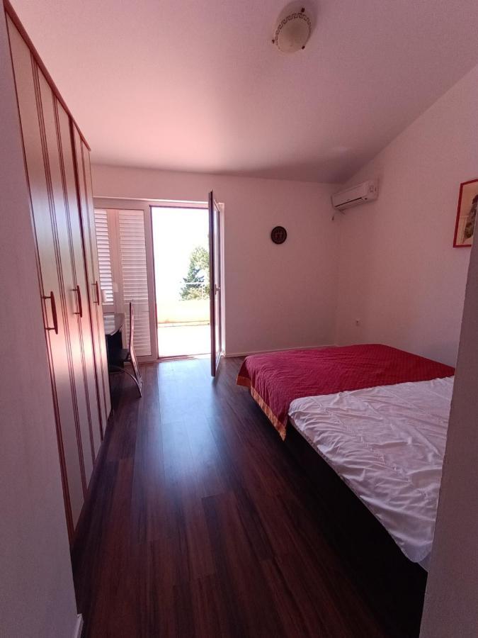 Blue Seagull - Seafront Holiday Home Novi Vinodolski Exterior photo